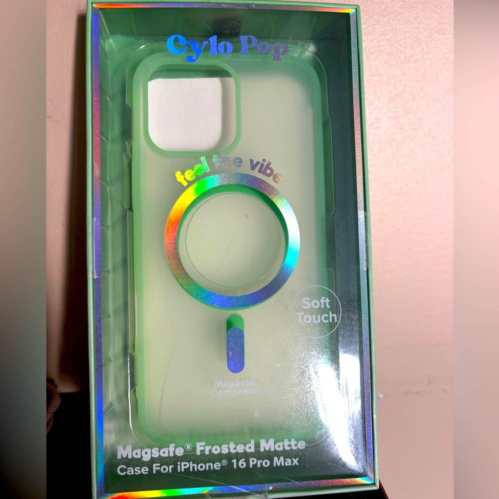Cylo Pop phone case for iPhone 16 pro max with MagSafe. Brand new. NWT